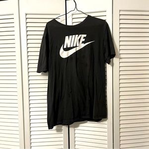 Trending Nike Top